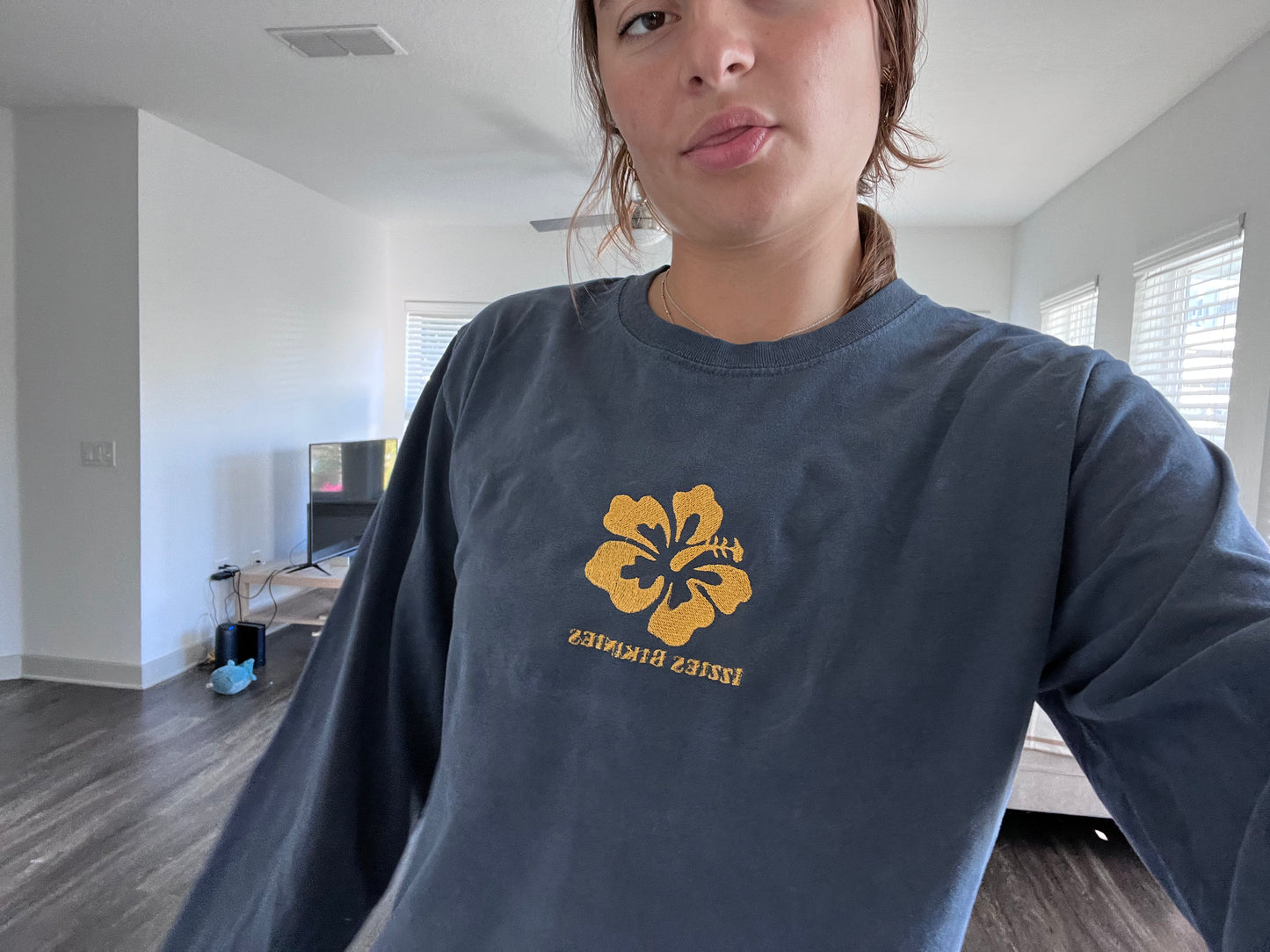 Hibiscus Long-sleeve