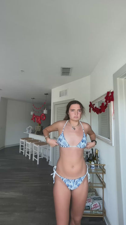 By the Sea Bottom